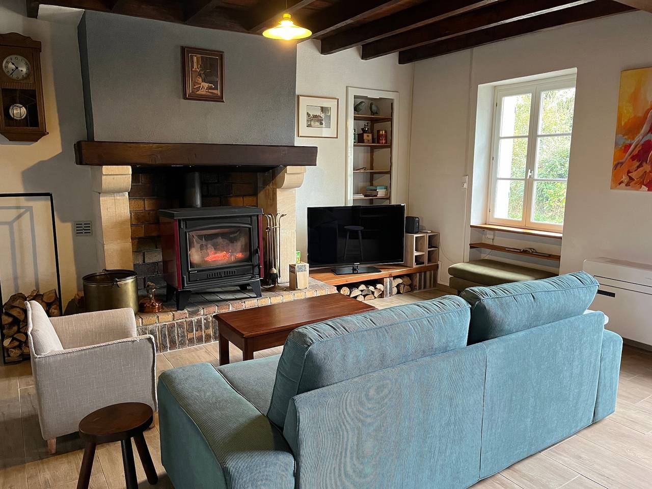 Maison de vacances 'La Colline' avec terrasse privée, wifi et climatisation in Lanty, Nièvre