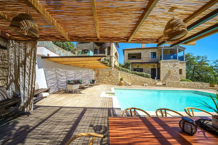 Ferienhaus für 8 Personen, mit Pool und Garten sowie Balkon in Heraklion - 4