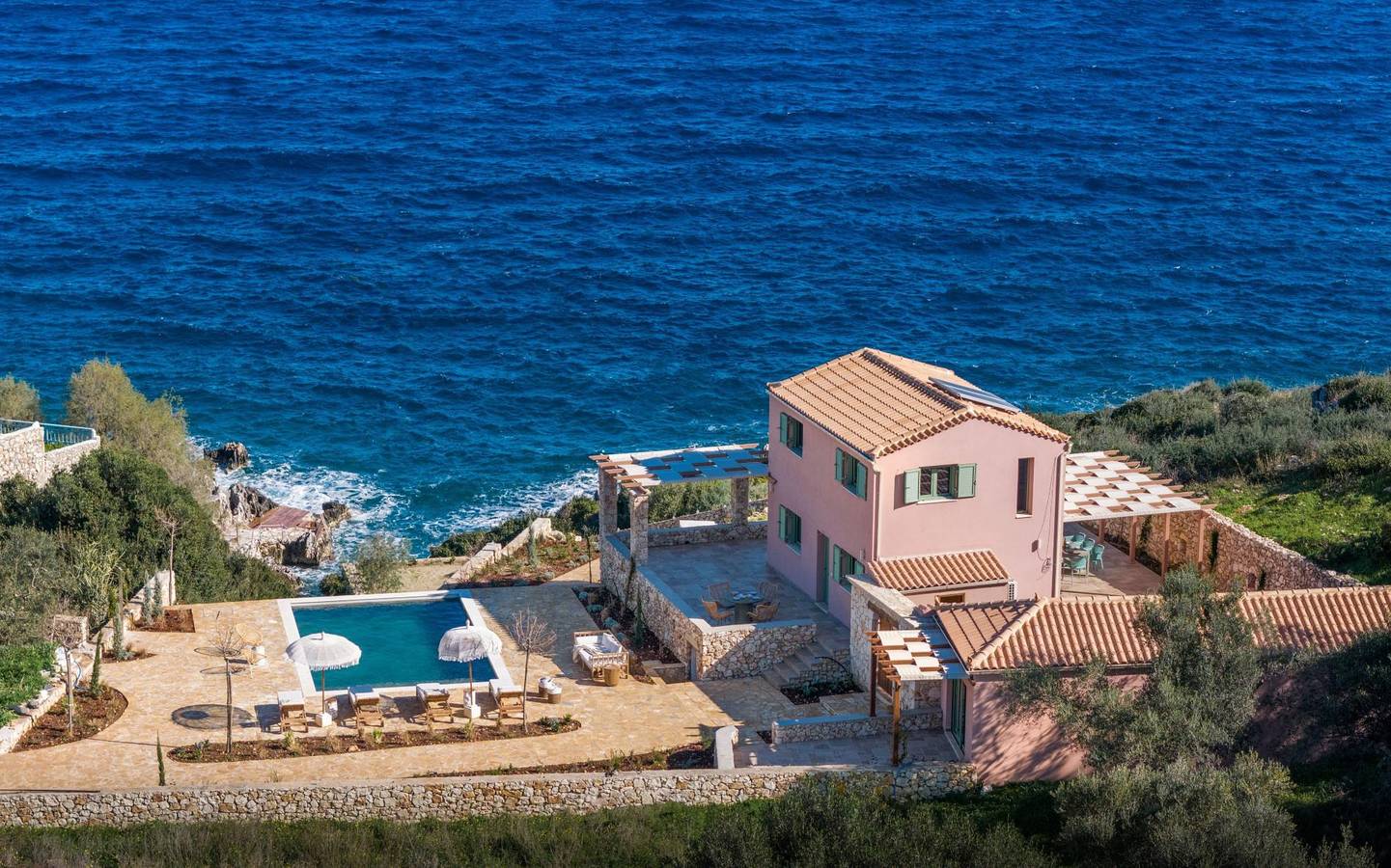 Evilia Beach Villa with Private Pool in Agios Nikolaos (Zakynthos), Zante