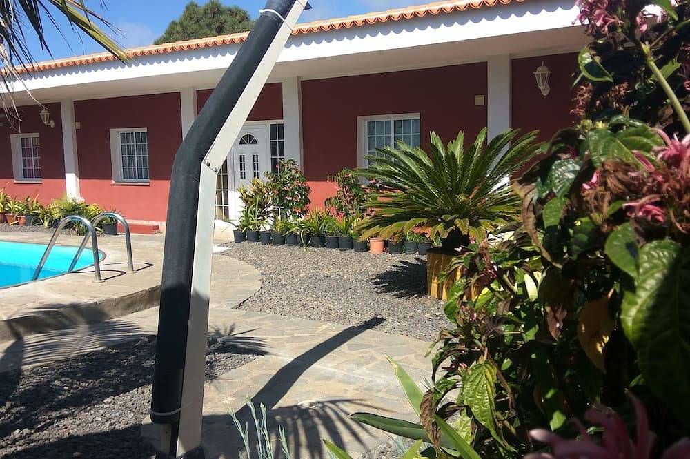 Entire apartment, Catalino Iv Apartment in El Paso (La Palma), La Palma South