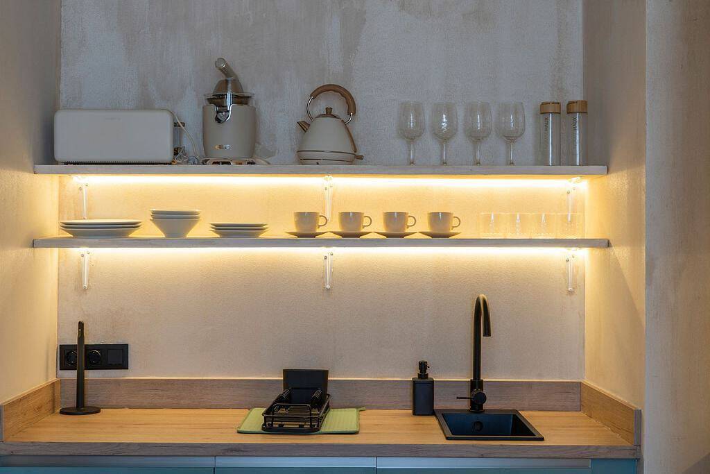 Gehele studio, Vlc Host - Puente de Astilleros P111 in Valencia, Costa de Valencia