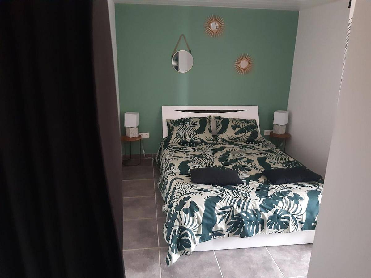 Appartement entier, Appartement avec terrasse in Vieille-Brioude, Parc Naturel Régional Livradois-Forez
