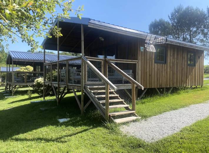 Mobil home pour 2 personnes, avec terrasse et piscine en Charente-Maritime - 4