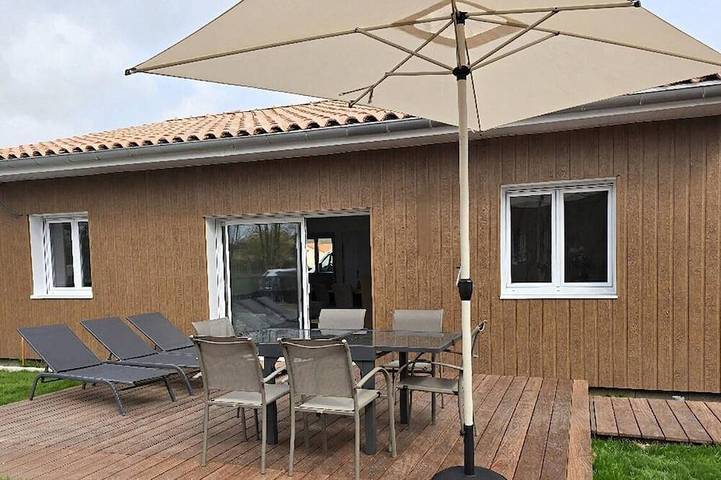 Gîte pour 6 personnes, avec Jacuzzi et Terrasse