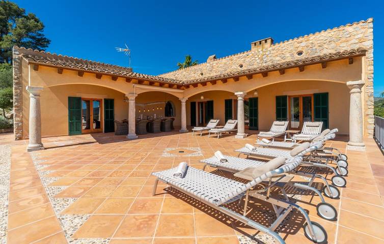 Artà Retreat mit Terrasse, Pool & WiFi in Artà, Mallorca Osten