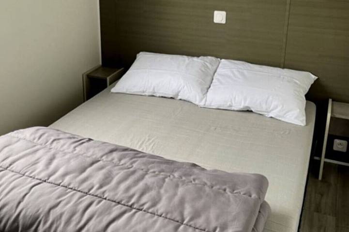 Gîte pour 4 personnes, avec terrasse et piscine à Saint-Vincent-de-Lamontjoie - 2