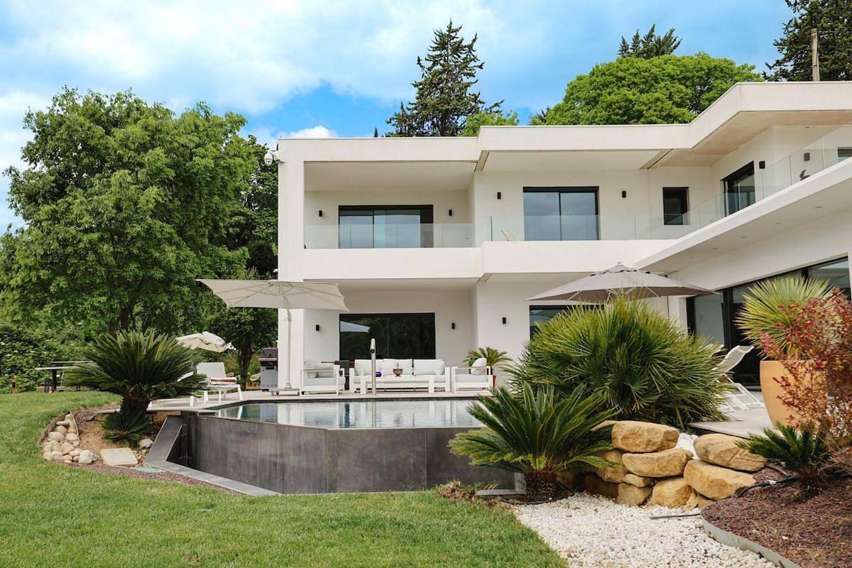 Villa in Aix-en-Provence, Aix-en-Provence en omgeving