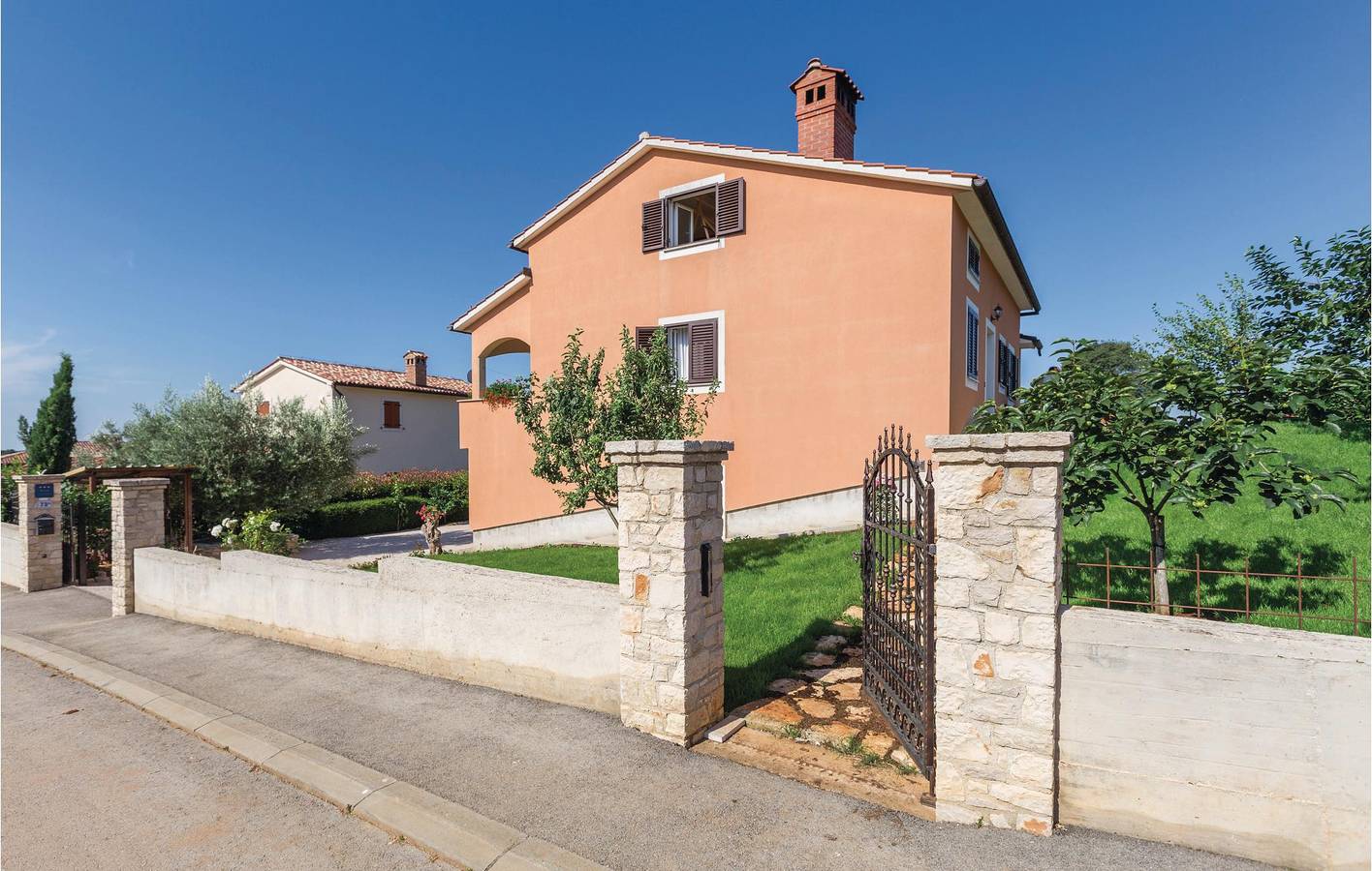 Ganze Ferienwohnung, Ferienwohnung für 5 Personen mit Terrasse in Tar-Vabriga, Kroatische Adria