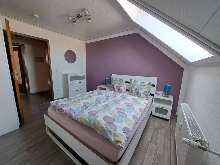 Ganze Ferienwohnung, Ferienapartment Berg - 4-Bettwohnung in Berg (Pfalz), Rheinebene