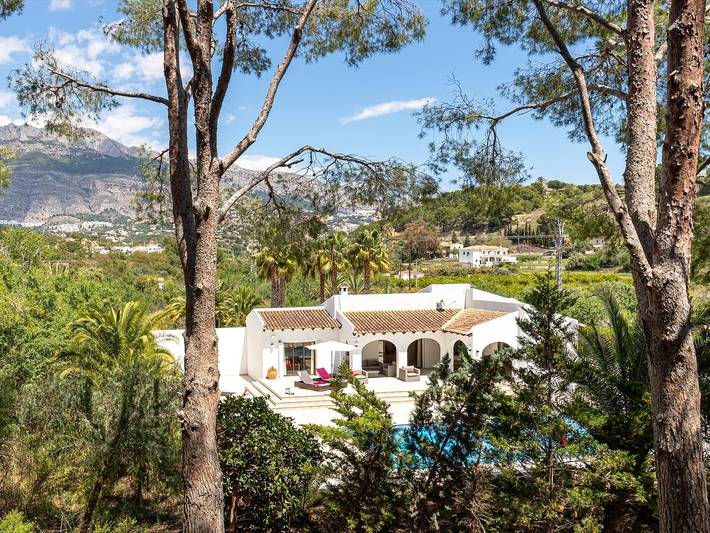 Chalet para 6 personas, con jardín, Se admiten mascotas en Marina Baja - 2