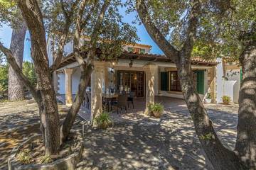 Villa in Pollença, Serra de Tramuntana für 12 