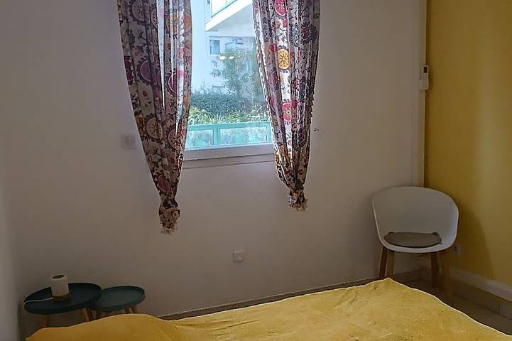 Appartement entier, Serignan-canal du midi. Appartement spacieux dans résidence de luxe. Climatisé. in Sérignan, Côte méditerranéenne (France)