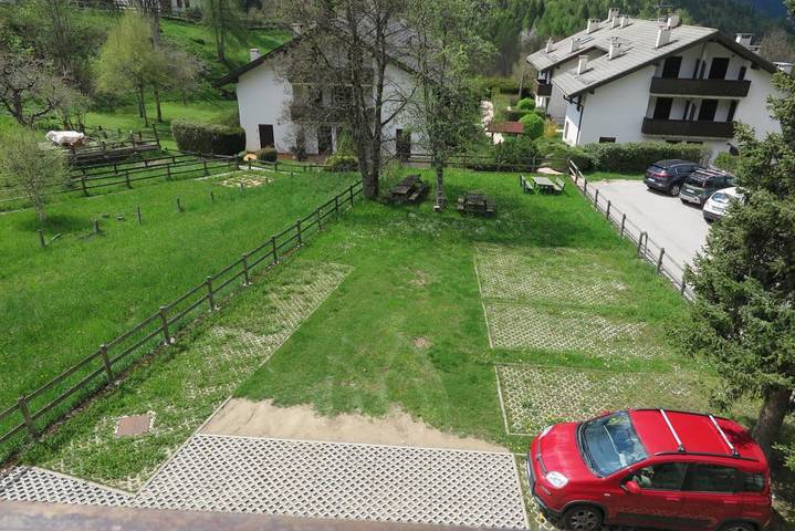 Gîte pour 7 personnes, avec Balcon et Terrasse ainsi que Jardin et Vue dans Serrada - 4