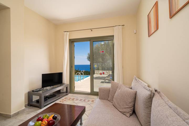 Villa Dinos with swimming pool in Kefalonia