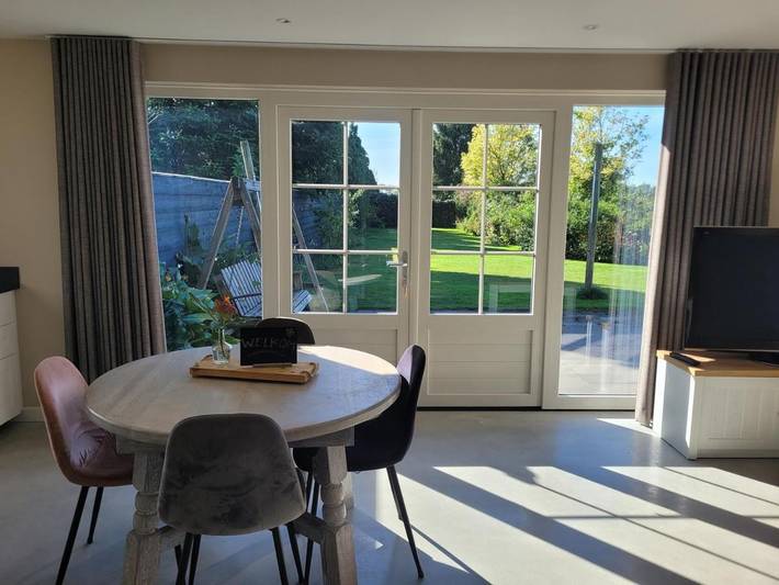 Location de vacances pour 4 personnes, avec terrasse ainsi que vue et jardin dans Zélande (Brabant du Nord) - 2