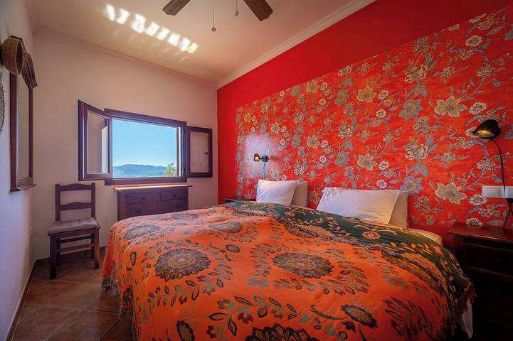 Boutique B&B Casa La Calera/ Caminito del Rey-15 min/Ronda-25 min/ Teba-5 min in Teba, Málaga Provinz