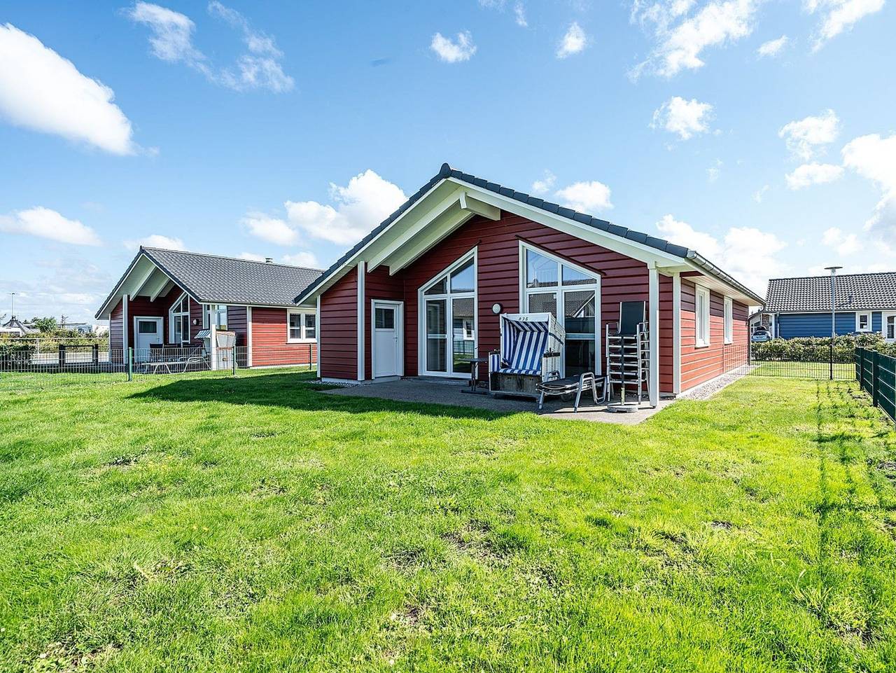 Brandgans 40 - Komfort-Ferienhaus mit eingezäuntem Garten - Ferienhaus mit Sauna, Kamin & Strandkorb (Ht in Dagebüll, Nordfriesland