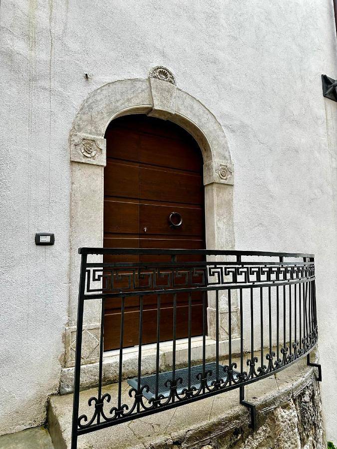 Appartamento per 6 persone, con Panorama a Rocca di Mezzo