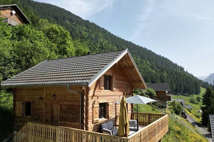 Chalet pour 8 personnes, avec balcon à Le Biot