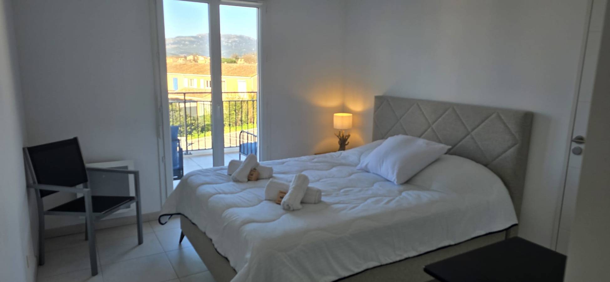 Ganze Wohnung, Ferienwohnung für 2 Personen mit Terrasse in Cogolin, Draguignan Region