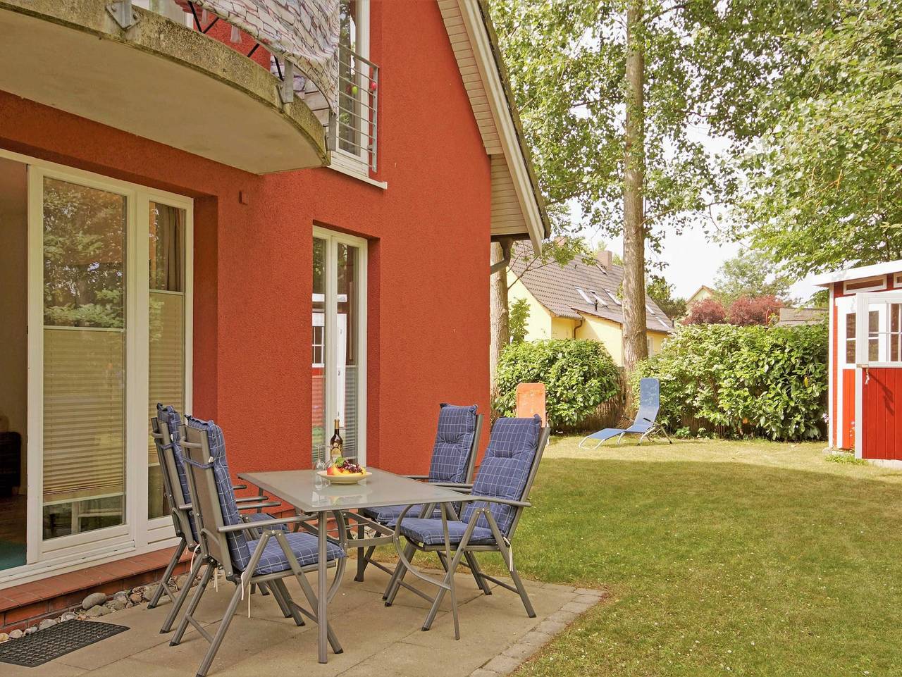 Ganze Ferienwohnung, Ferienwohnung Möwennest mit Terrasse, Garten und Strandkorb in Middelhagen, Mönchgut