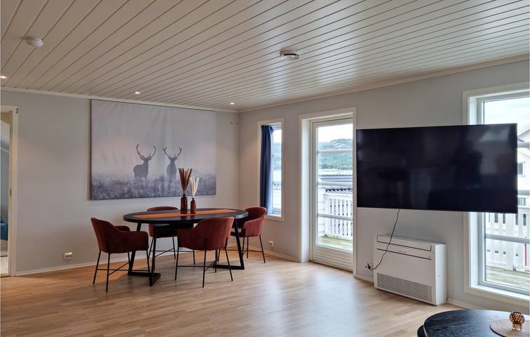 Ferienhaus für 9 Personen mit Terrasse in Spangereid, Lindesnes