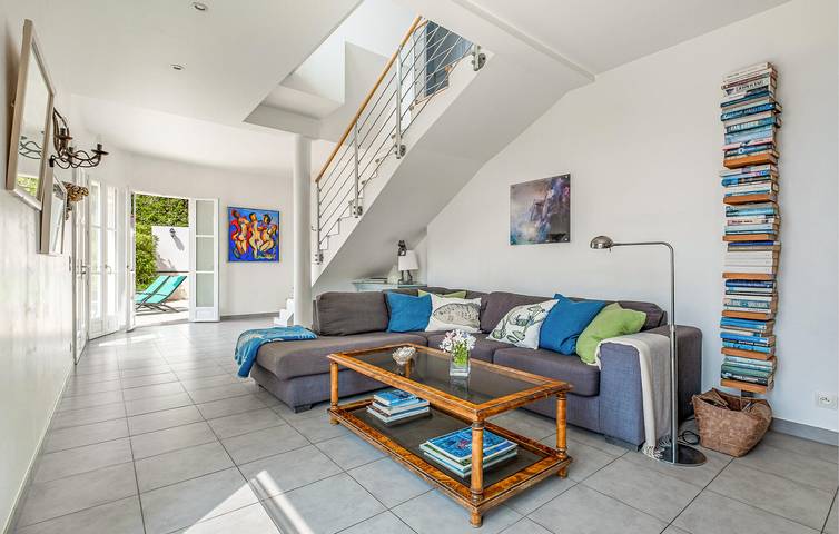 Location de vacances pour 12 personnes, avec jardin ainsi que terrasse et piscine à Èze - 3