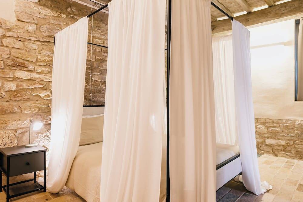 Entire apartment, Bhr - La Dimora delle Rose in Assisi, Perugia Province