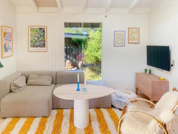 Ferieudlejning for 8 personer, med Terrasse og Have i Lumsås