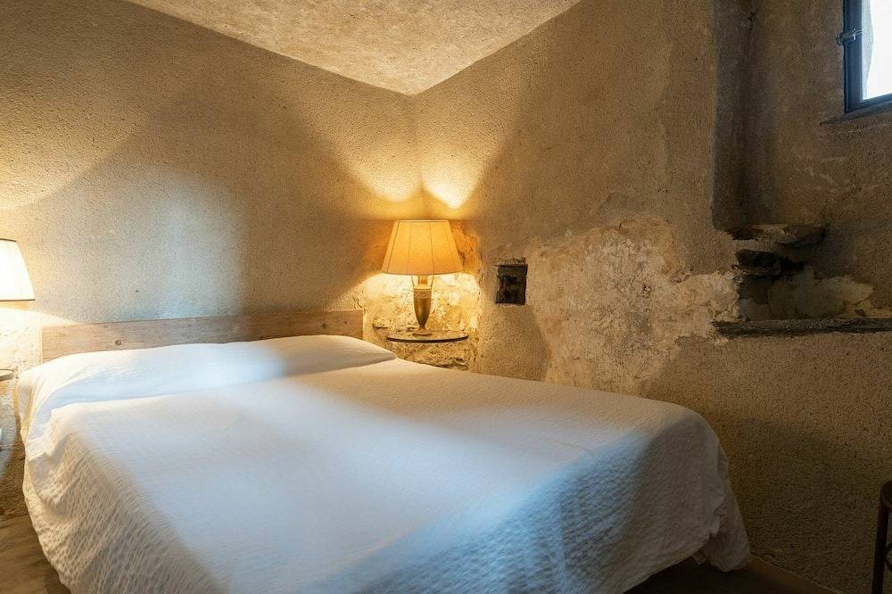 Ganze Wohnung, Schöne Wohnung für 3 Leute mit  W-Lan, Tv, Balkon und Parkplatz in Torre Papone, Pietrabruna
