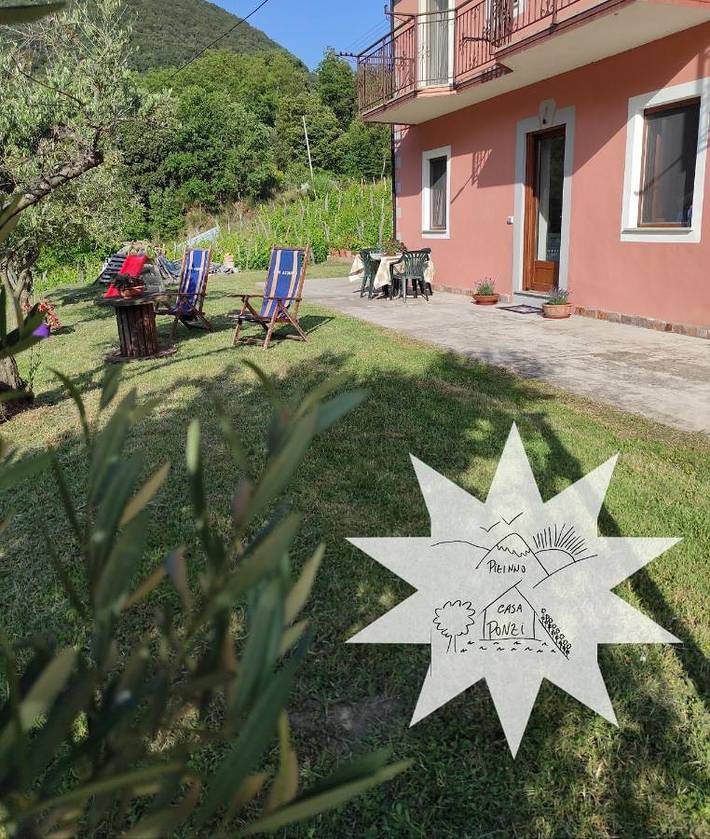 Appartamento per 5 persone, con Terrazza e Giardino nonché Panorama a Tortora