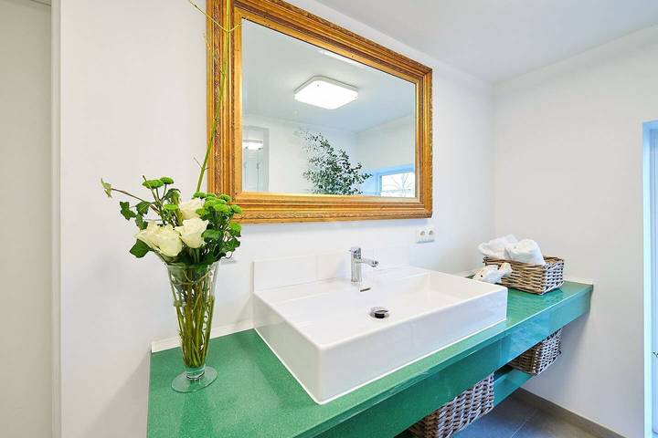 Ferienhaus für 4 Personen, mit Terrasse und Ausblick in Ammerland - 3