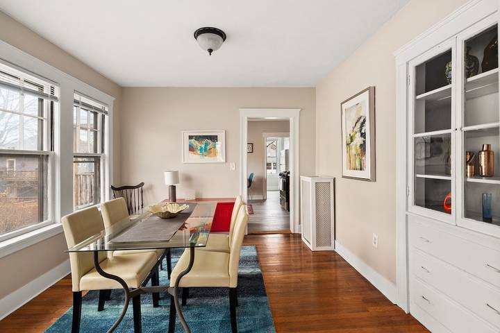 Loft for 6 people, with yard and balcony in Boston