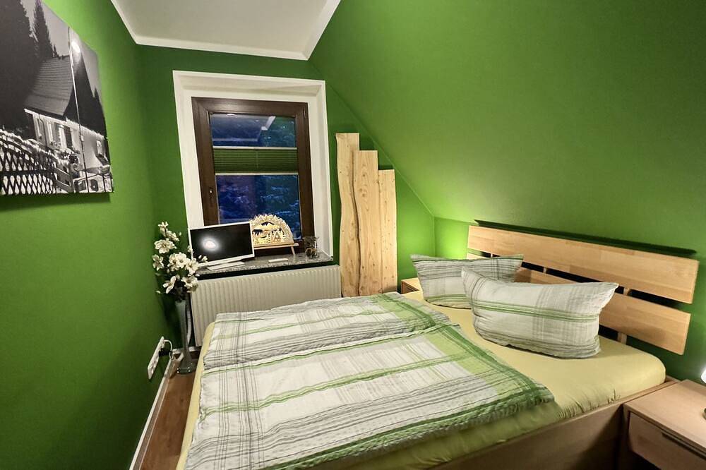 Ferienwohnung-direkt-am-Skihang mit Sauna in Oberwiesenthal, Erzgebirge