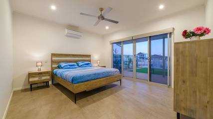 Holiday Home for 9 People in Exmouth, Western Australia, Photo 3