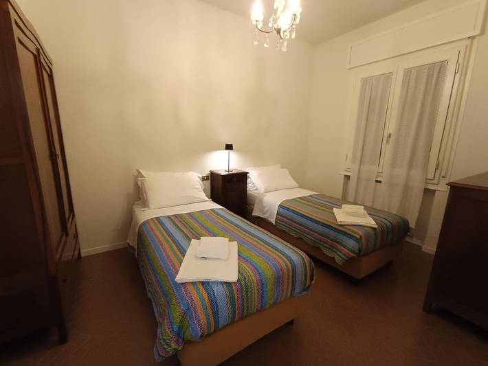 Gîte pour 5 personnes, avec balcon à Faenza - 4