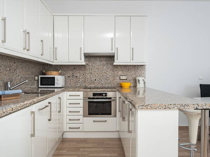 Ferienwohnung für 4 Personen, mit Balkon und Terrasse sowie Ausblick in Marbella - 4