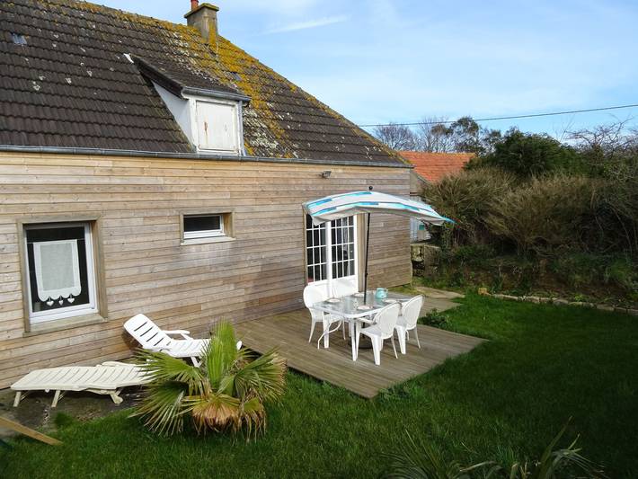 Gîte pour 4 personnes, avec Terrasse à Cosqueville