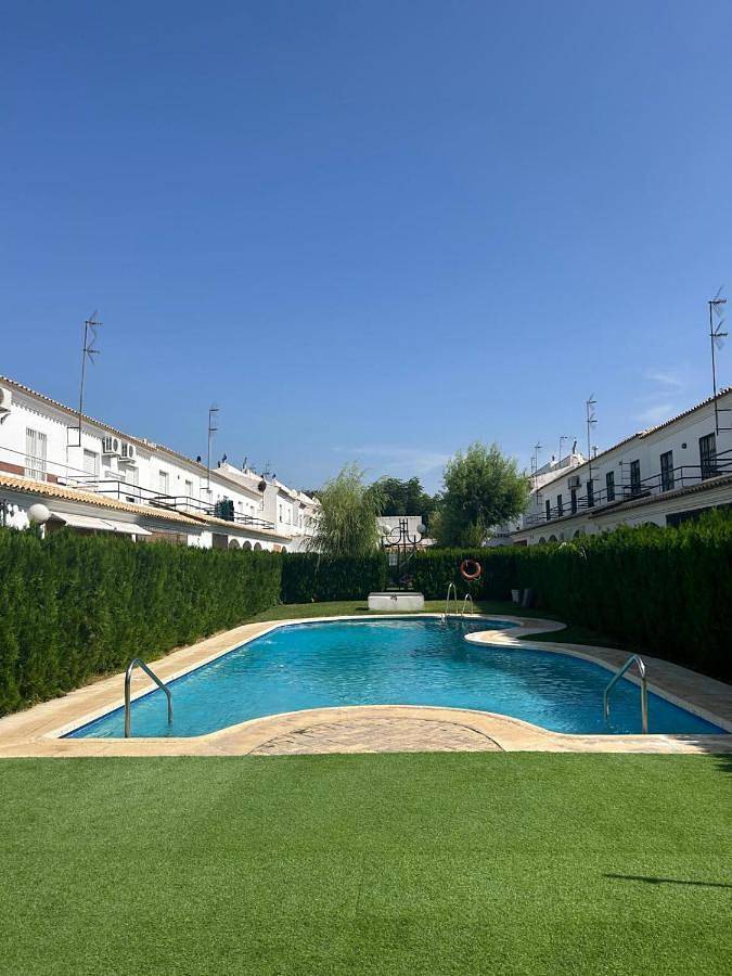 Casa de vacaciones para 6 personas, con jardín y piscina - 1