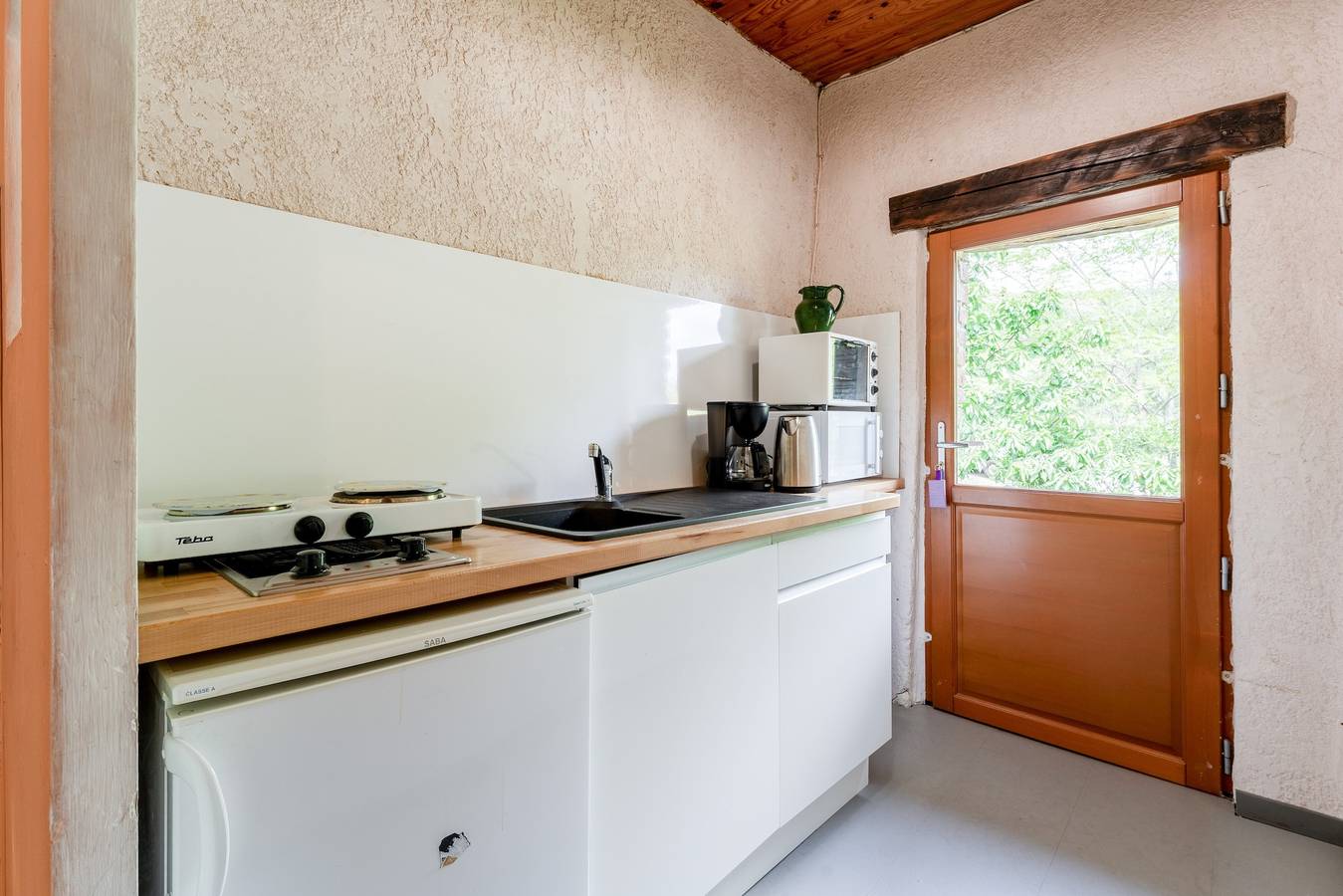 Appartement entier, Le mas perdu : gîte studio parme in Saint-Christol-lès-Alès, Parc national des Cévennes