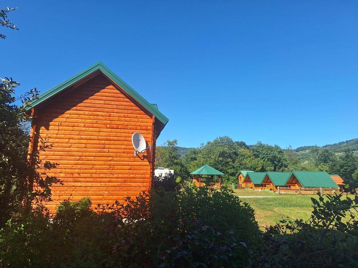 Konaci Očeva Zemlja Vikendica i Bungalovi in Montenegro