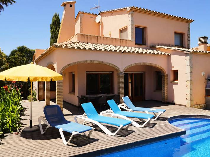 Villa pour 7 personnes, avec jardin à Sant Pere Pescador