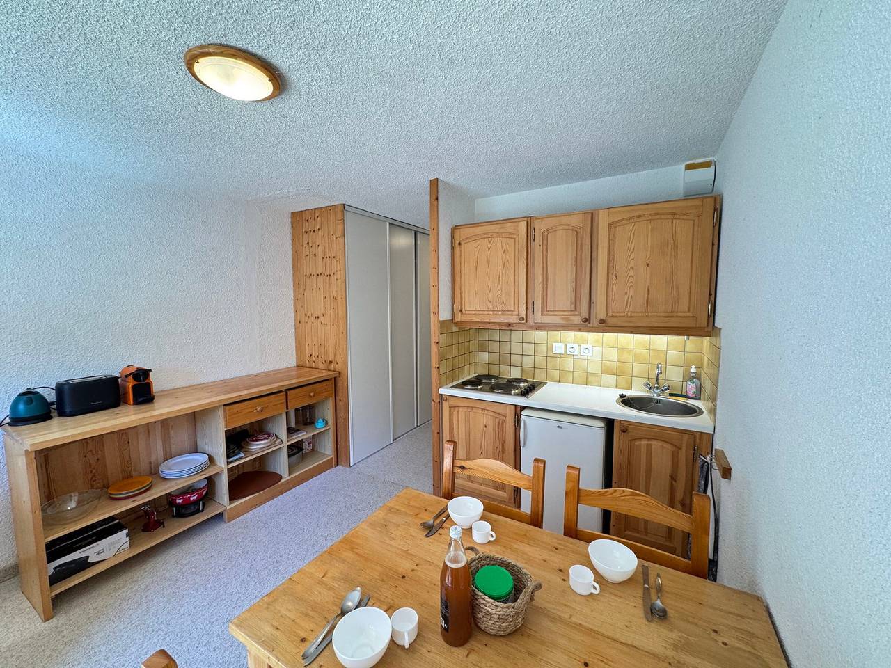 Studio entier, Studio confortable, navette pistes, parking inclus in La Salle-les-Alpes, Serre Chevalier
