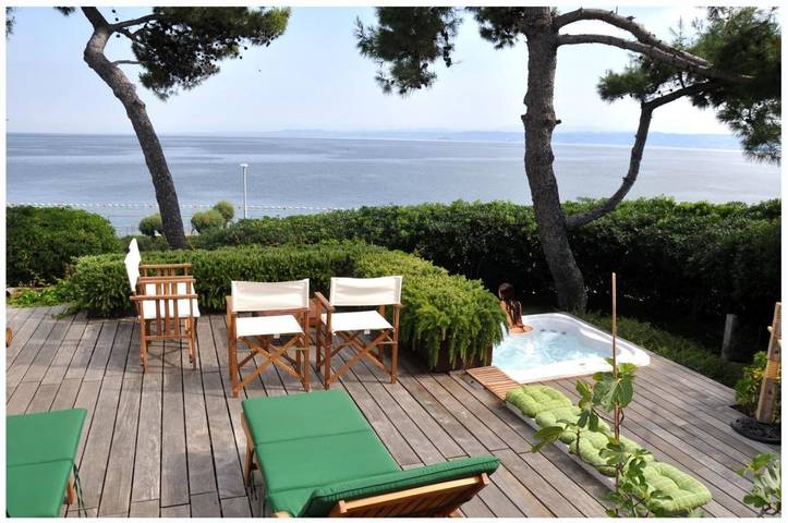Location de vacances pour 4 personnes, avec Balcon et Jacuzzi ainsi que Terrasse et Jardin à Izola