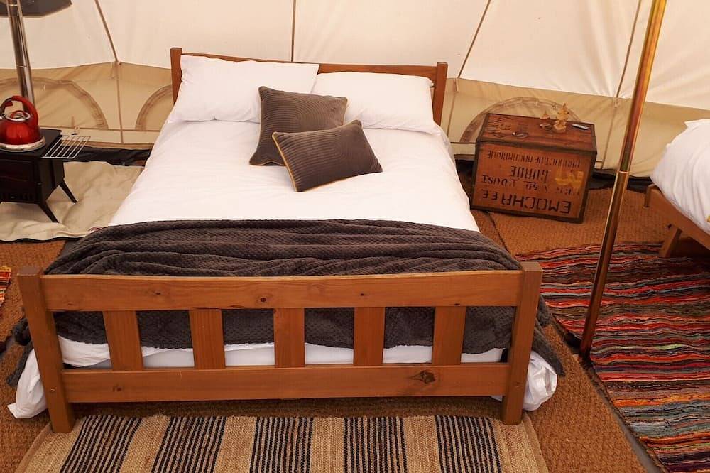 Xl Bell Tent - Sleeps 6 - Log Burner - Parking in North York Moors National Park