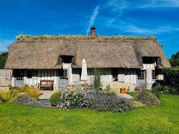 Gîte pour 9 personnes, avec jardin à Saint-Pierre-Azif