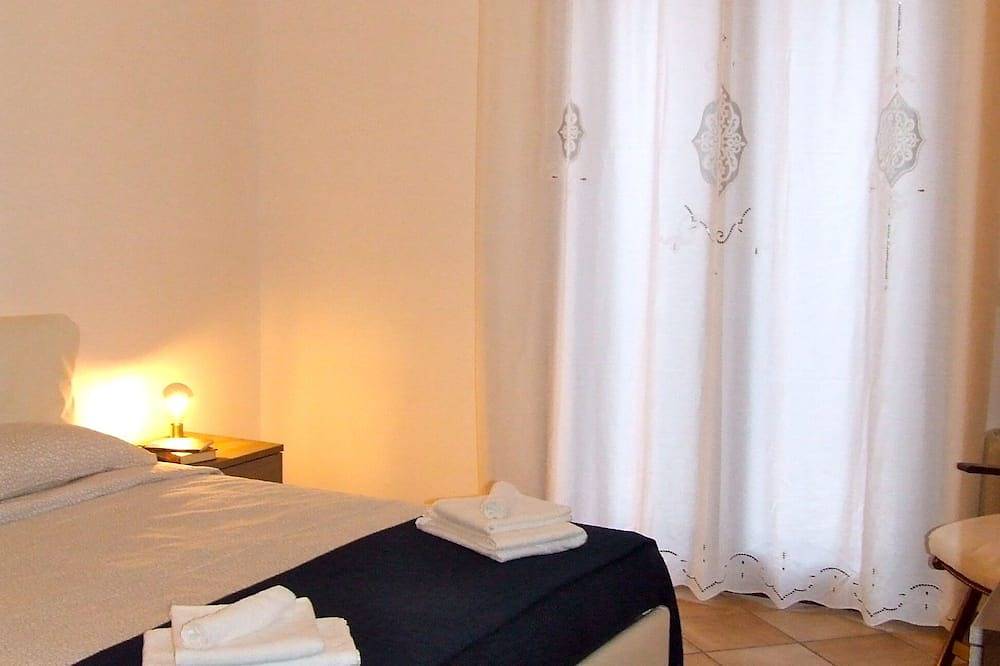 Villa Marlu nur einen Schritt von einer Küstenstraße mit Charme entfernt. in Bisceglie, Via Francigena