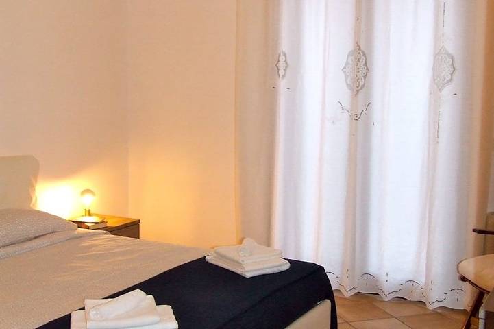 Villa MarLu a step away from a coast road of charm. in Spiaggia della salata, Bisceglie