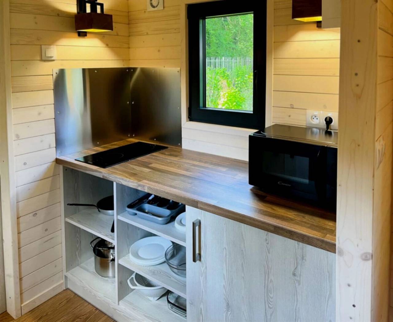 Zecamping 3 étoiles locatif Bbq clim 2 pers in Neuilly-sur-Marne, Sena-Saint Denis