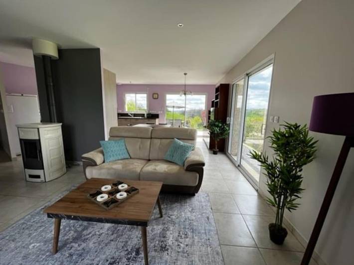 Location de vacances pour 6 personnes, avec jardin à Beynat - 4